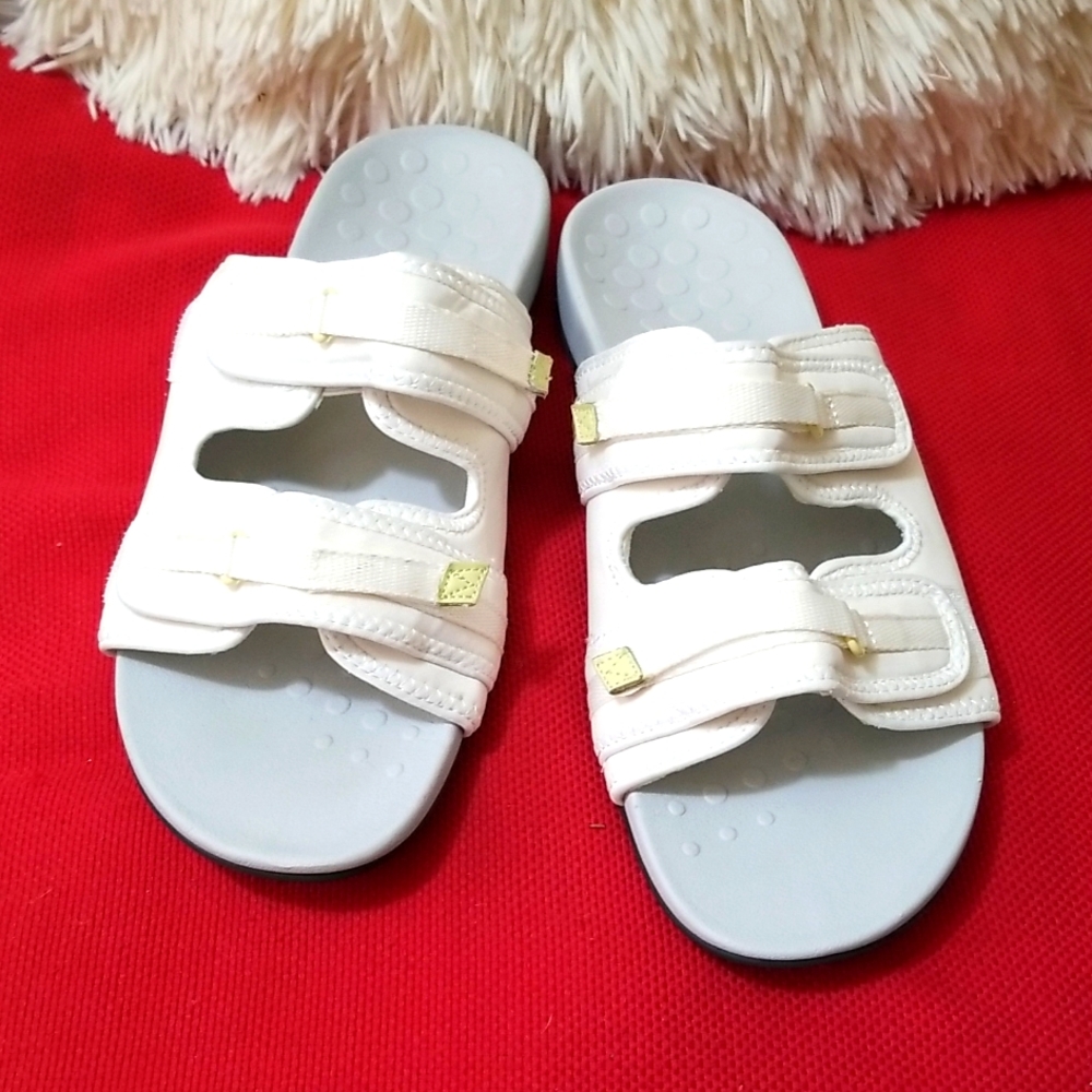 Vionic Sandals - image 2